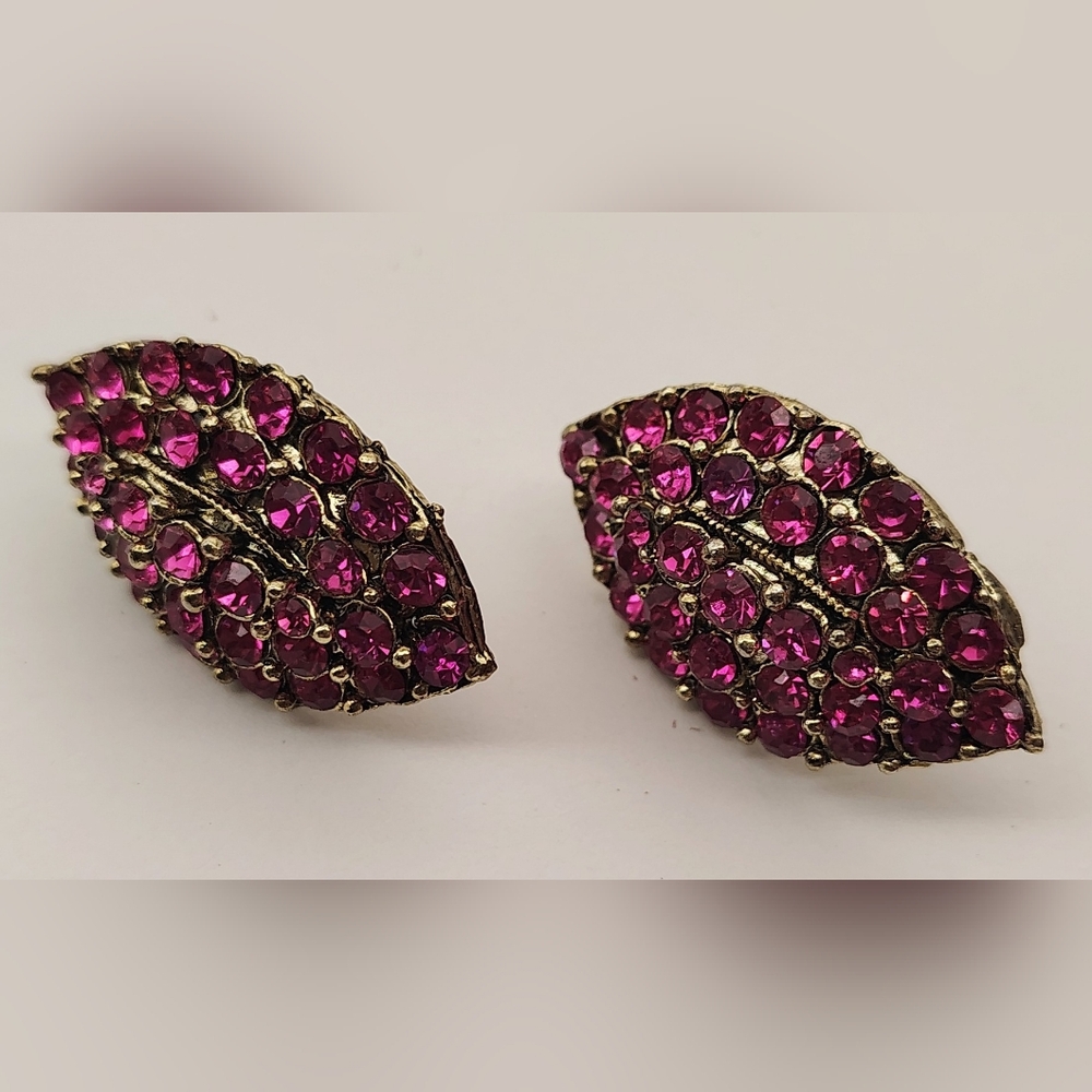 Radiant Fuchsia Crystal Leaf Pierced Earrings - Picture 6 of 15